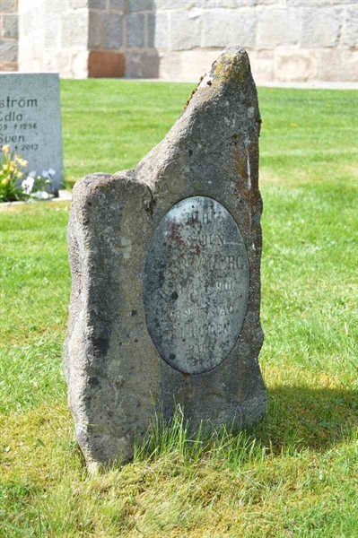 Grave number: JÄ 1   382