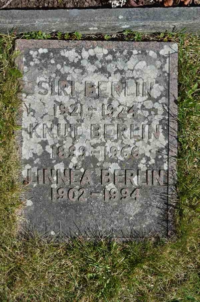 Gravnummer: LÄ 0   149-150