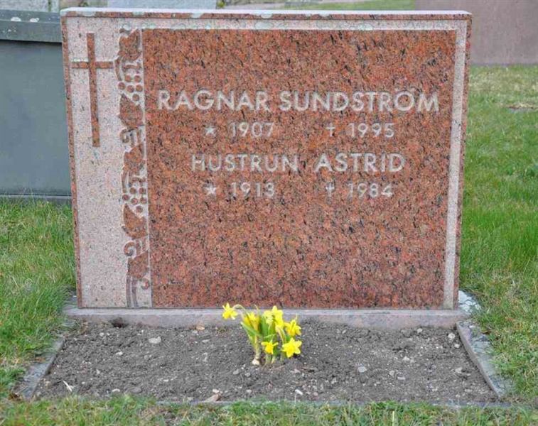 Grave number: LÄ 0   120