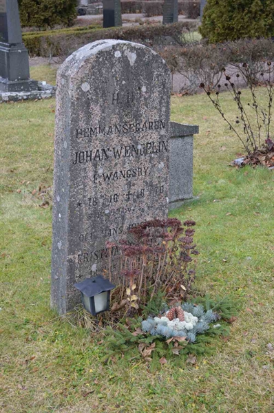 Grave number: VÄ 1   196-197