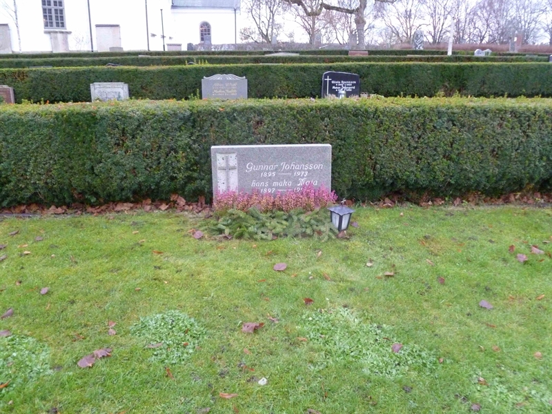 Grave number: ROG D  217, 218