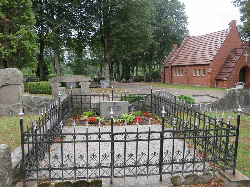 Grave number: HÖB 6   135