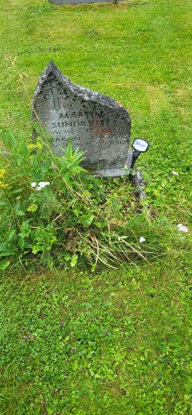 Grave number: 4   384-385