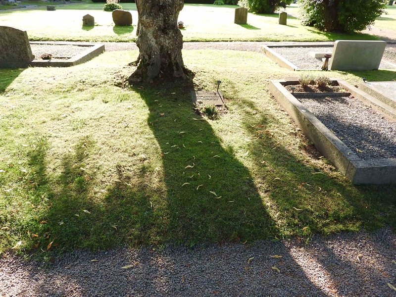 Hautatunnus: BRO 4    15