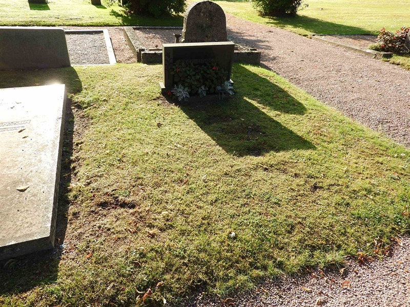 Hautatunnus: BRO 4    18