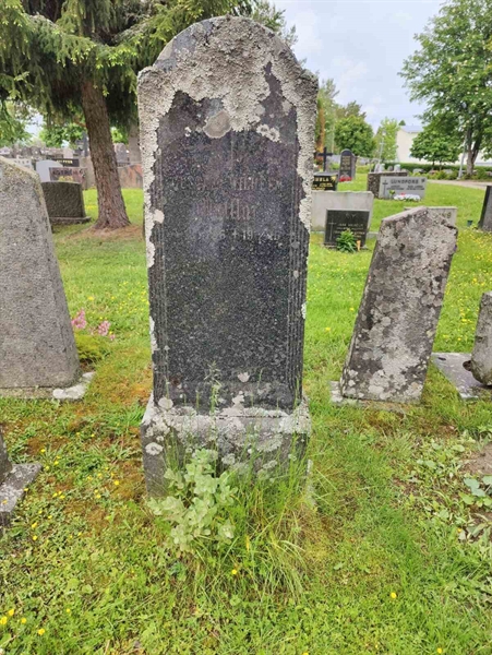 Grave number: 1 GG 04    177