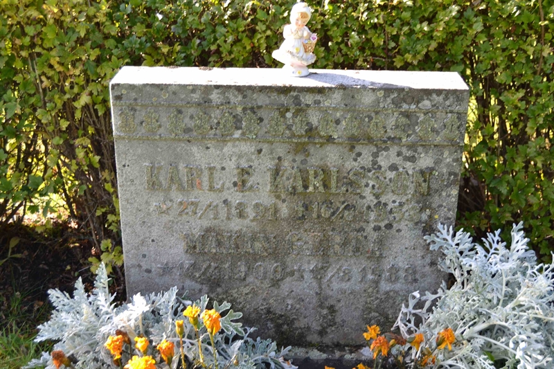 Grave number: 4 H   316
