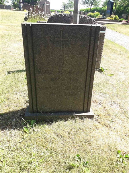 Grave number: TÖ 4   107