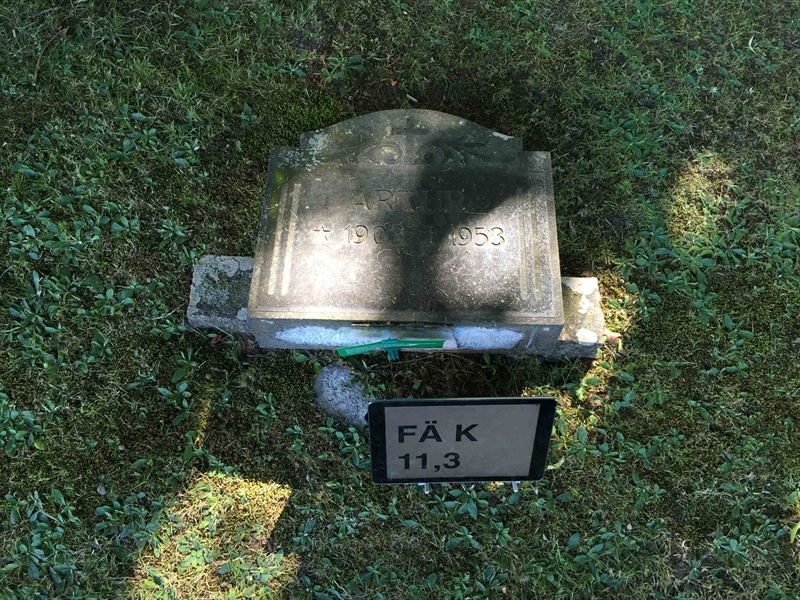 Grave number: FÄ K    11, 13