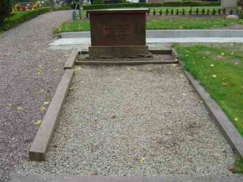 Grave number: Bo C    49a,   49b