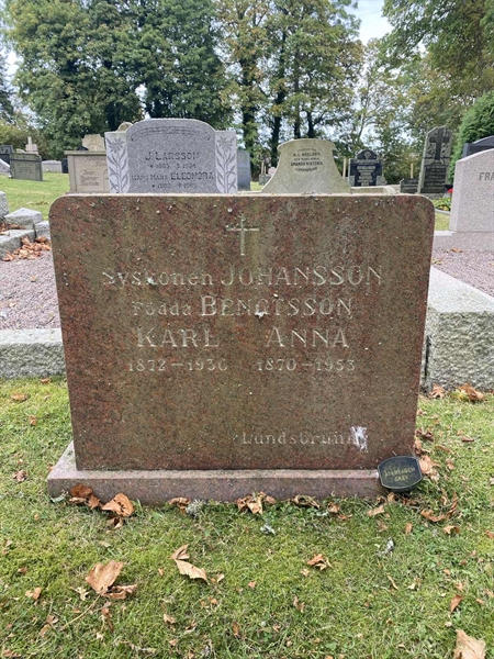 Grave number: LED J    58-59