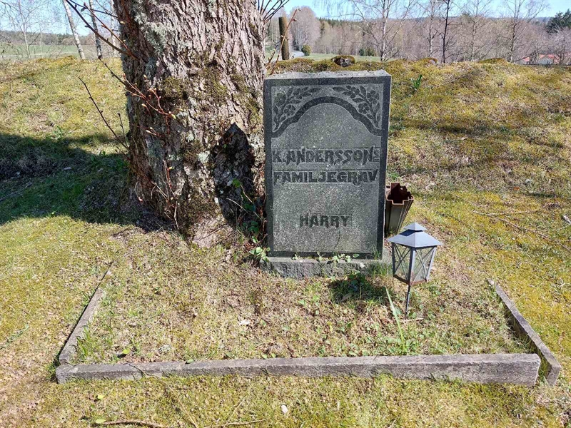 Grave number: HÖ 1   34, 36