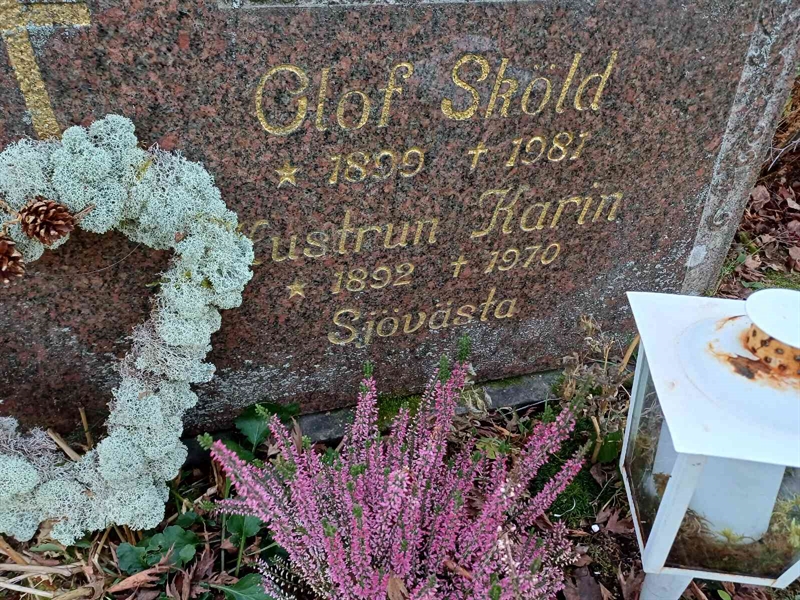 Grave number: JÄ 3 7123, 7124