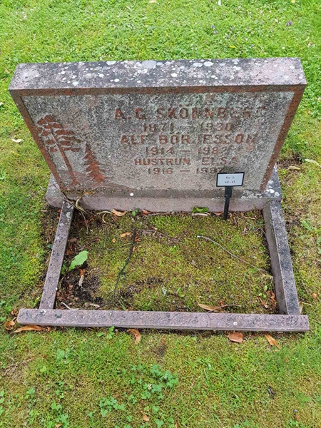 Grave number: Jä 05    40-41