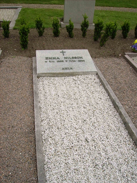 Grave number: LM 2 18  162