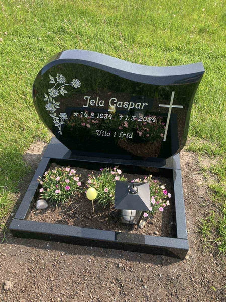 Gravnummer: 3 11   115