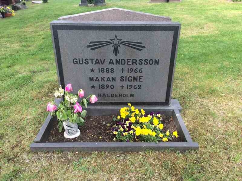 Grave number: BG 13   34, 35