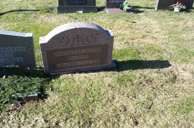 Grave number: N 001  0272