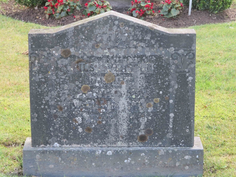 Grave number: HK H    10, 11