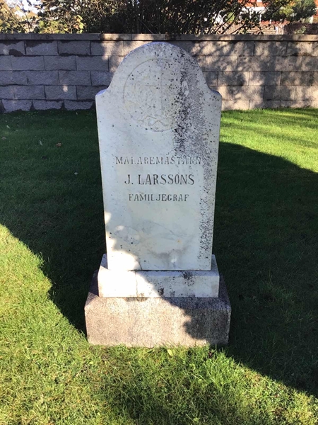 Grave number: LM 1 08  026