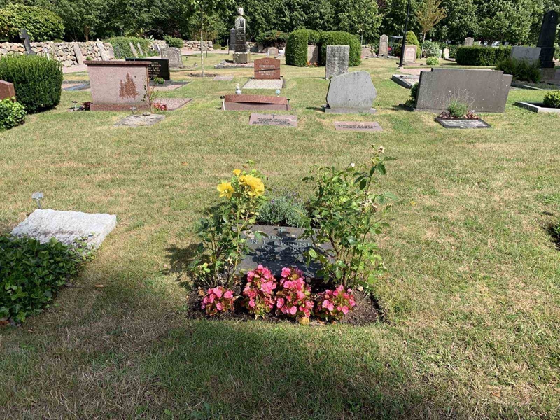 Grave number: SÖ B    46