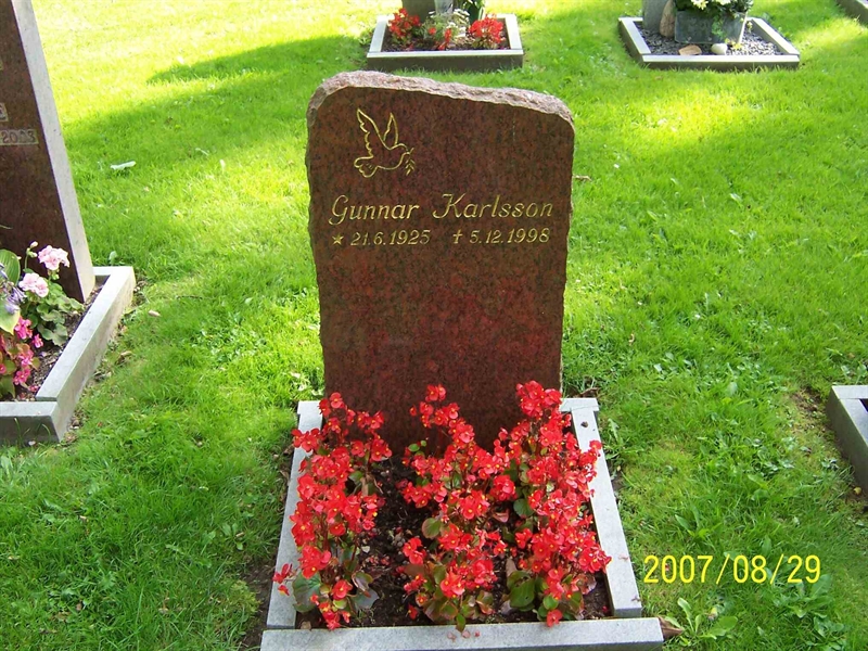 Grave number: 1 3 U3    35