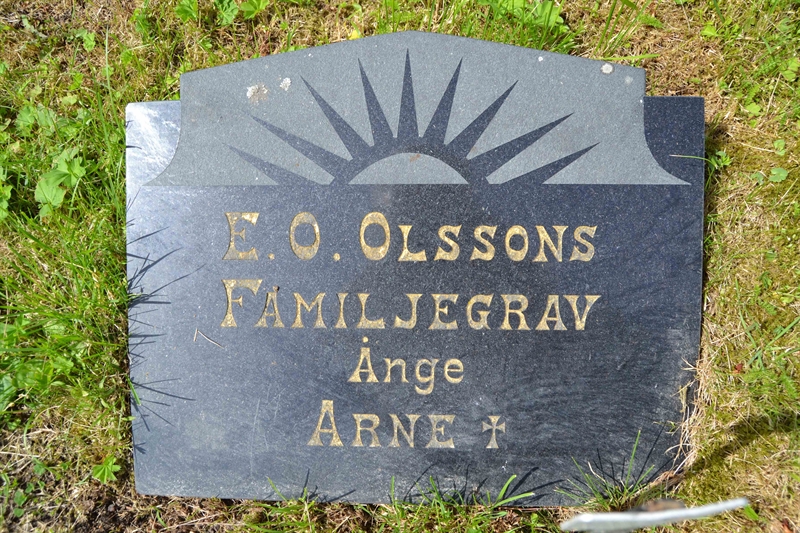 Grave number: 1 G   697-698