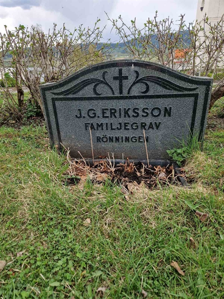 Grave number: 501 10 1066-1068