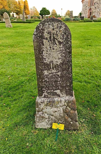 Grave number: TO C    13, 14