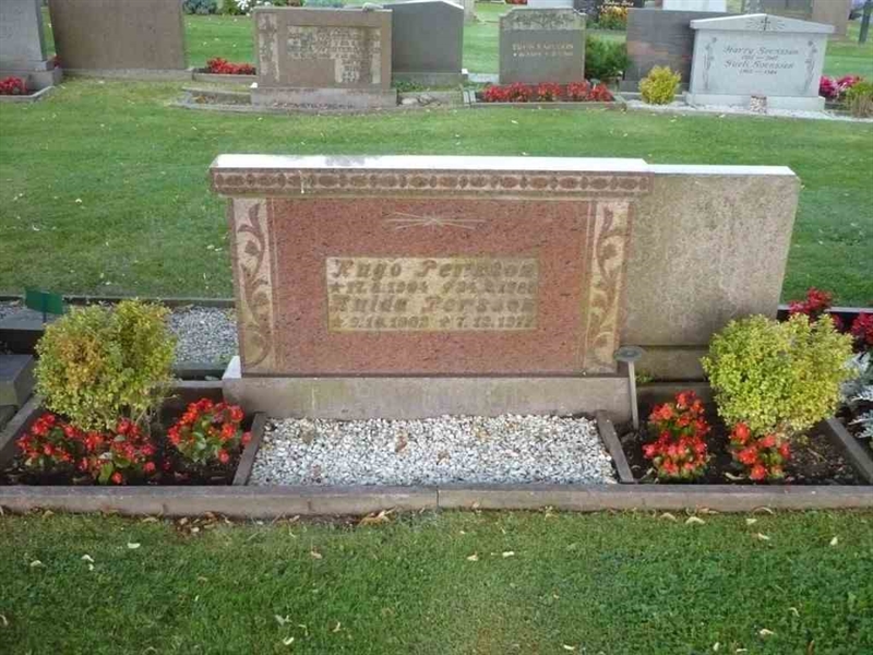 Grave number: SKF C   219, 220