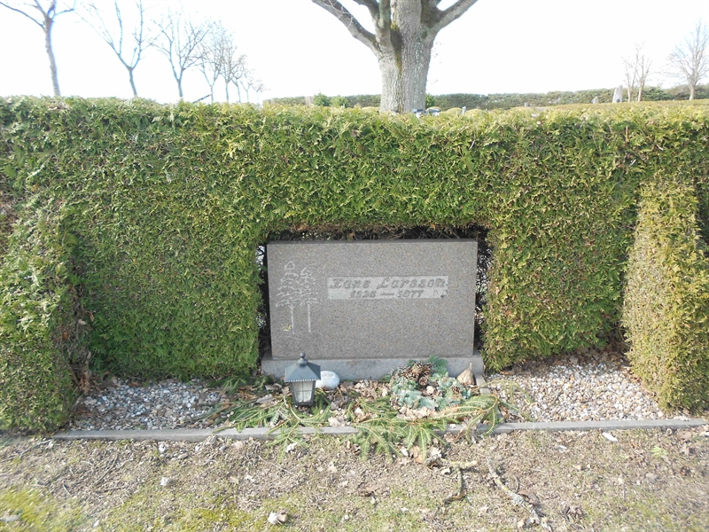 Grave number: V 34   193