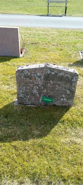 Grave number: 3 Nya B    44