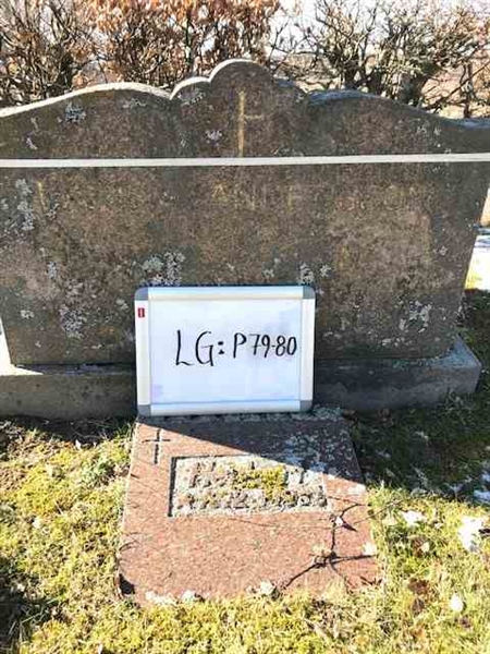 Grave number: LG P    79, 80