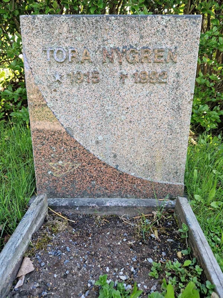 Grave number: 501 23 4655