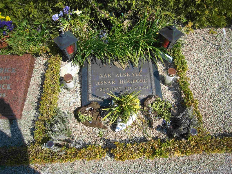 Grave number: NK Urn k     6