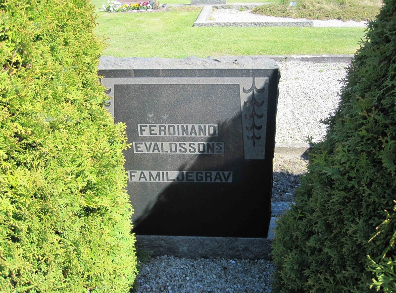 Grave number: NY H   254, 255