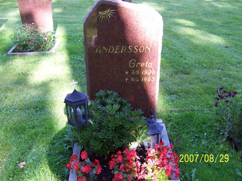 Grave number: 1 3 U2    31