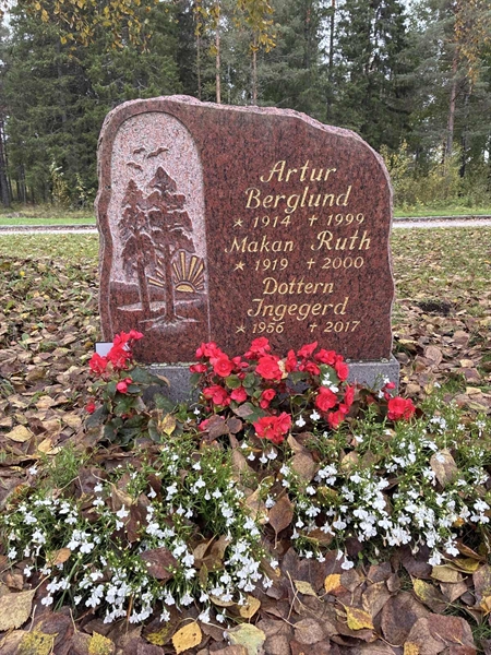 Grave number: 3  2401