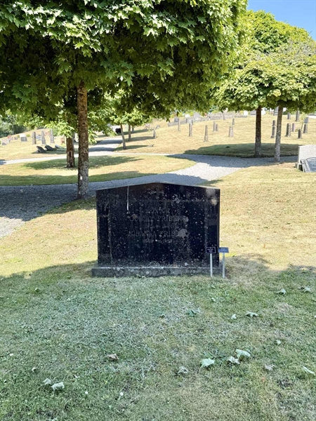 Grave number: BR E    37
