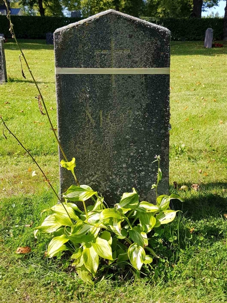 Grave number: 1 Ö 17   337V