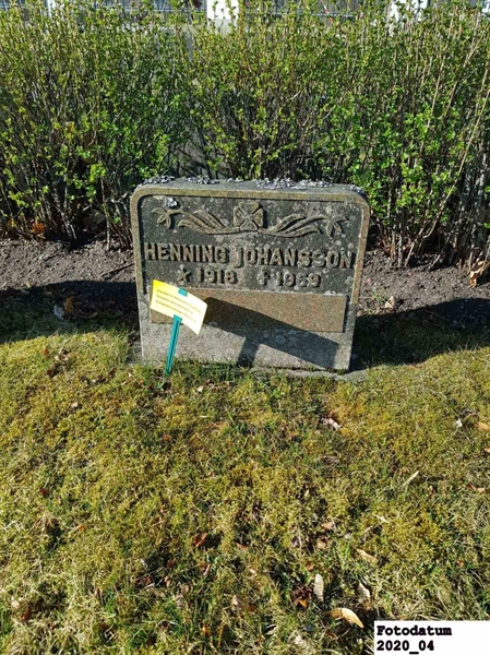 Grave number: 3 C 12   113