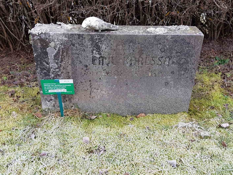 Grave number: 4 C    12