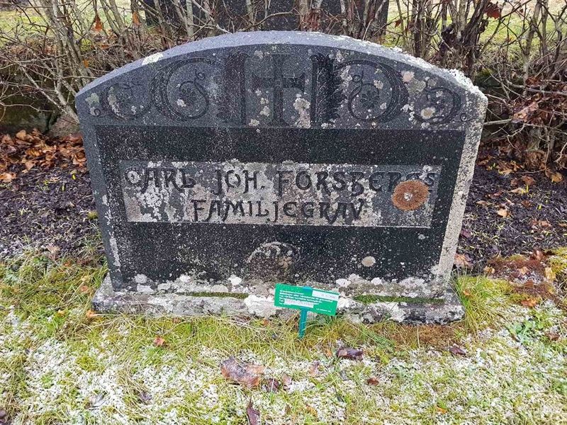 Grave number: 4 F    58