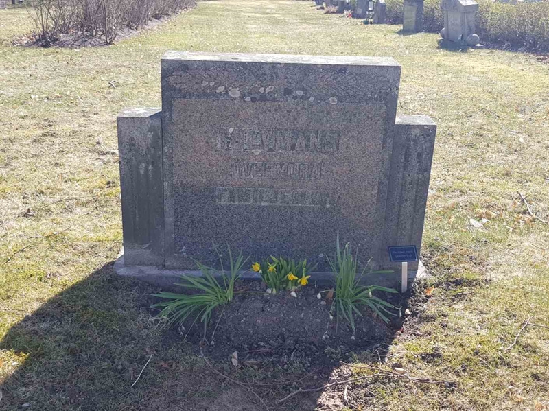 Grave number: 3 B 08    58