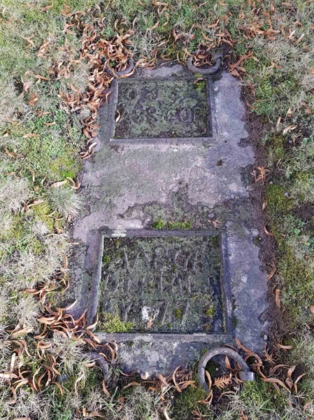 Grave number: 3 A 03     1-3