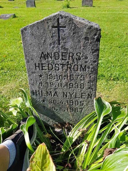 Grave number: 1 Ö 17   282V