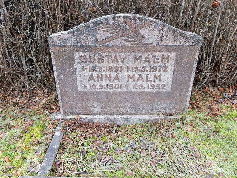 Grave number: 4 J    60