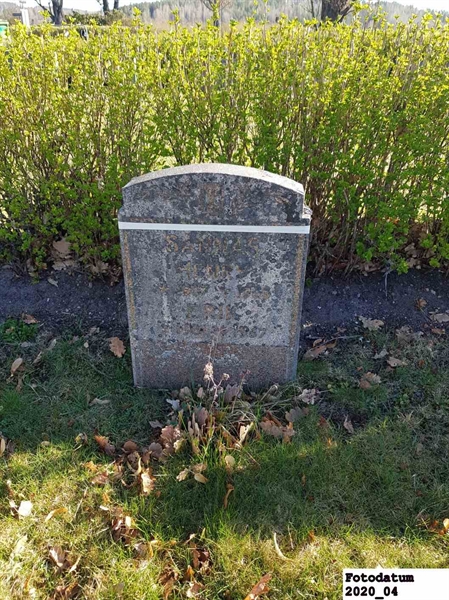 Grave number: 3 C 12    96
