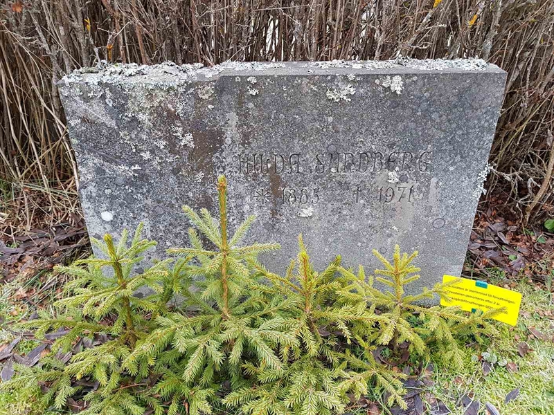 Grave number: 4 J    51