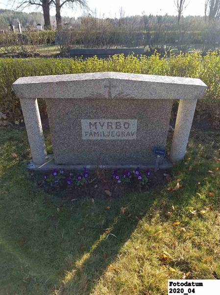 Grave number: 3 C 11     9